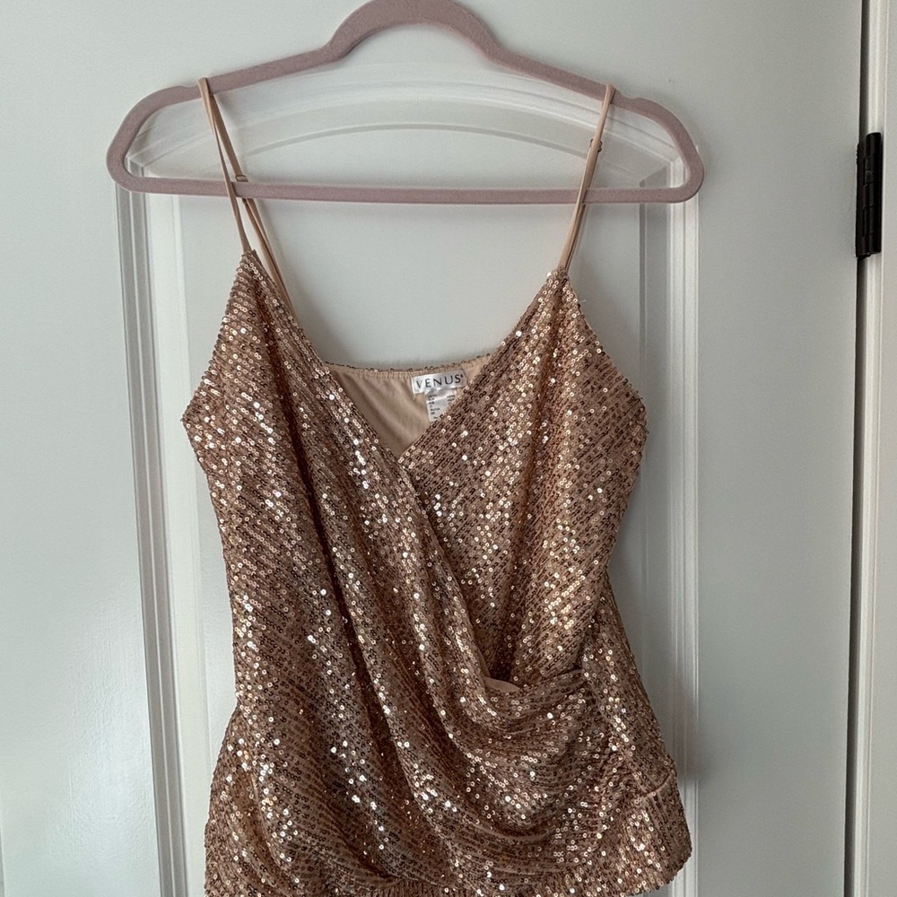 VENUS Sparkling Gold Sequin Top